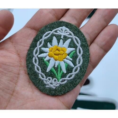 High quality WWII WW2 German Mountain Troops Sleeve Edelweiss Green Cloth