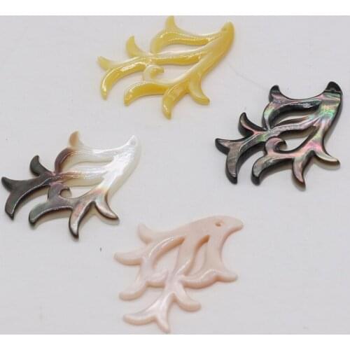 2021New Natural Freshwater Shell Fish Shape Pendant Multicolor Making DIY Fashion Necklace Earrings Jewelry Decoration Gift