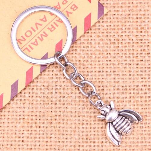 20pcs New Fashion Keychain 21x18mm bee Pendants DIY Men Jewelry Car Key Chain Ring Holder Souvenir For Gift