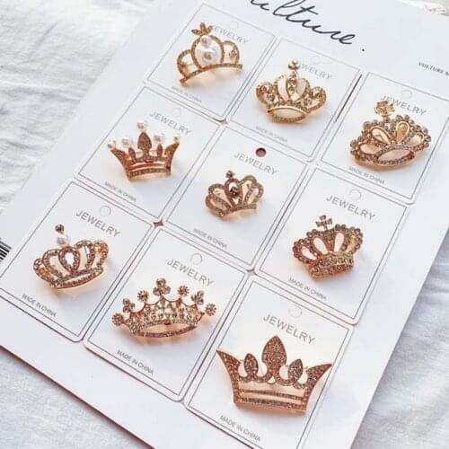 Fashion Crystal Brooch Luxury Retro Crown Badges for Women Rhinestone Pin Brooches Girl Wedding Corsage Clothing Dress Decor 1PC
