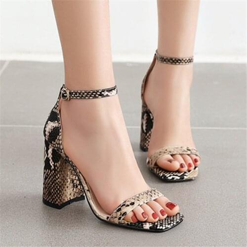 Elegant Shallow Heels Party Shoes Summer Peep Toe Date Sandals Women New Cool Print High Block Heels Sandals