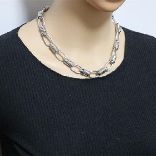 Fashion handmade OT buckle punk hip hop stainless steel O word tide titanium steel word buckle necklace hot sale