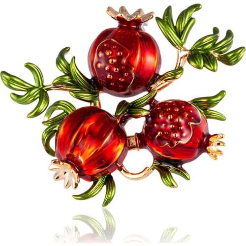Creative Vintage Fruit Brooch Pomegranate Enamel Pin Women Fashion Alloy Exquisite Collar Lapel Pin Clothing Decor