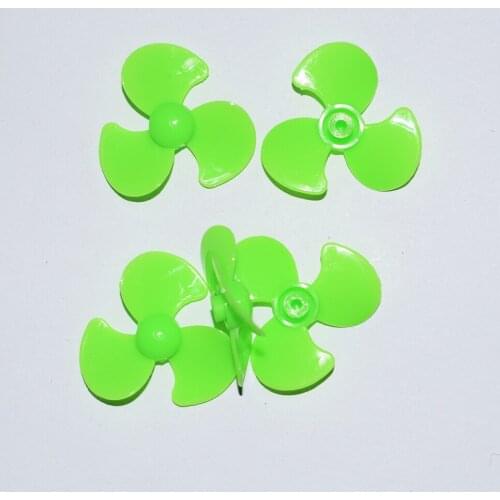 10/100pcs 30/28mm 2mm hole Three-leaf arc propeller/diy toy part/scientific experimental accessories/spiral fan accessories