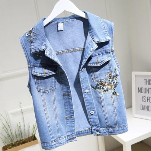 Womens Spring Autumn Sleeveless Floral Embroidery Blue Denim Vest Female Winter Plus Size Short Waistcoat TB438