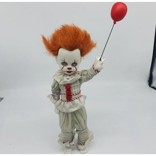 BANDAI Mezco Toyz It Action Figure Pennywise Holding A Balloon Ornament Model Toys