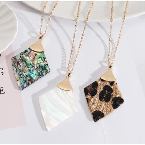 Rhombus Shape Abalone Shell Paper Snakeskin Leopard Leather Pendant Gold Color Chain Pendientes Fashion Brand Jewelry Women ACC