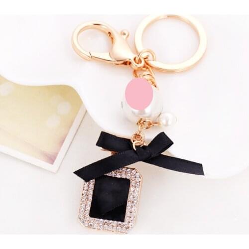 Imitation Pearl Perfume Bottle Bow Keychain Car Ring Holder Bag Pendant Accessories Key Fob Girl Woman Birthday Present Keyring