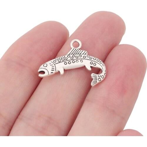 20 x Tibetan Silver Eel Conger Fish Charms Pendants Beads for DIY Bracelet Necklace Jewelry Making Findings 25x19mm