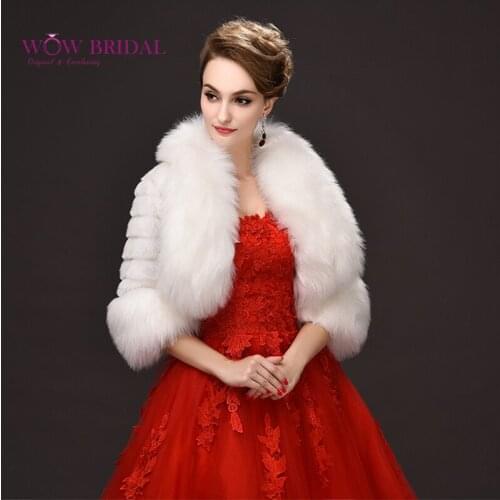 Wowbridal 2021 Graceful Wedding Jacket Submissive Faux Fur White Collar Fur Cuff Shawl Bridal Coat Accessories PJ0070