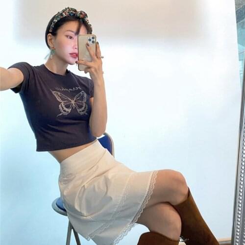 Art Butterfly Vintage 90s Graphic Print Women Crop Top Y2K Aesthetic Summer Harajuku E-Girl Streetwear Gothic Punk Slim T-Shirt