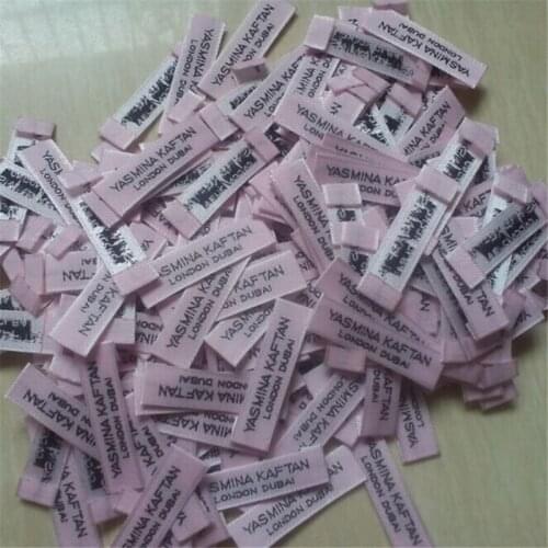 Custom Top quality End folded Black fonts Small Garment woven label 40 mm * 10 mm MZ-3147