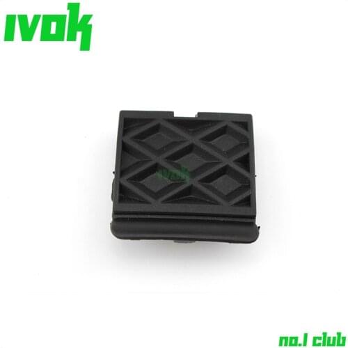 Rear Trailer Bumper Cover Tow Eye For Ford Foucs 2012 BM51-A17K922-C BM51-A17K922-CA