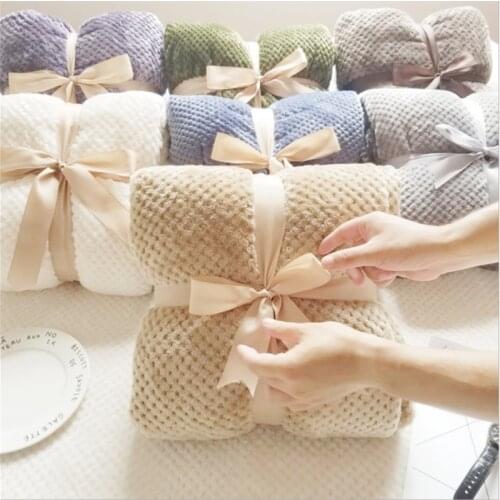 Pineapple Plaid Coral Fleece Blanket Summer Winter Fluffy Plaid Blankets For Beds Children Adult Plush Bedspread on the bed Sofa