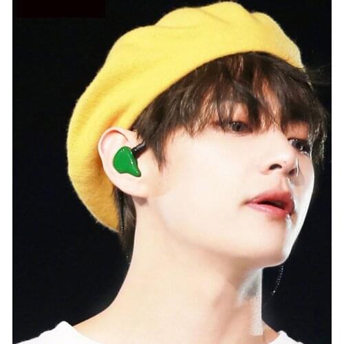 New Men Women Wool Berets Korea Star Autumn Winter Female Girls Travel Warm Beret Hat Painter Hat Boina French Hat Yellow Beret