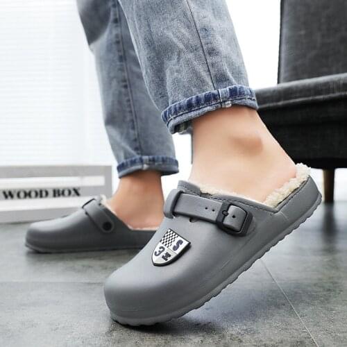 ZOELEA Men's Slippers