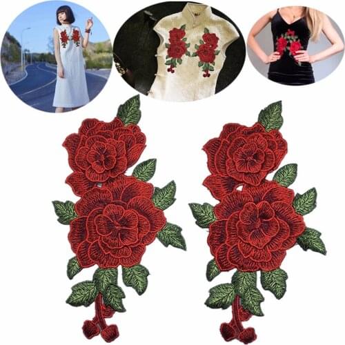 1 Pair New Red Rose Flower Embroidered Sew on Patch Clothes Jeans Fabric Sticker 2018 Newest