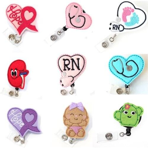 10pcs Random 9 Medical Styles Applique Felt Nurse Retractable Reel/ID Name Holder For Doctor