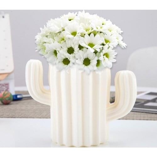 Plastic Vase Home Decoration European Anti-ceramic Cactus Wedding Decoration Unbreakable Creative Pen Holder Storage Box