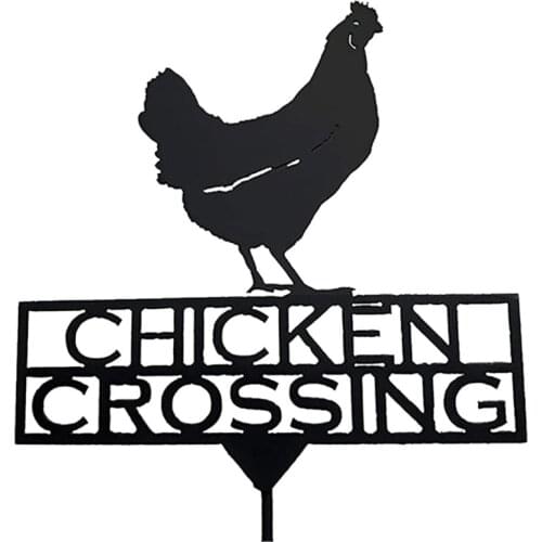 2D Metal Chicken Crossing Yard Sign Decoration with Letters Hollow Animal Silhouette Art Stake for Garden Decoration Outdoor