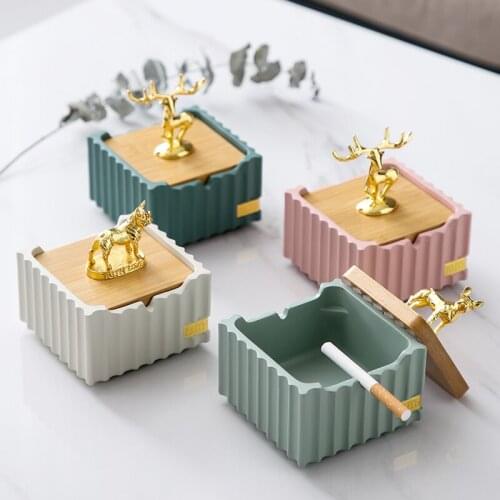 European Style Ceramic Ashtray with Lid Home Living Room Coffee Table Vertical Ashtray for Boyfriend Gift Heat-resistant Ashtray