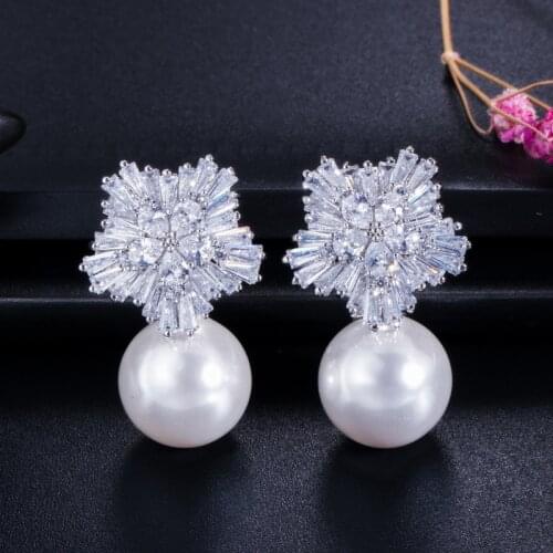 QTT 2021 Trend Snow Flower Withe Pearls Earring for Women Dazzling Cubic Zirconia Earrings 925 Silver Jewelry Party Gift