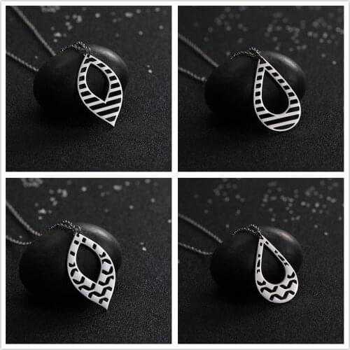 Skyrim Delicate Stainless Steel Hollow Pendant Necklace Silvery Charm Statement Chain Necklaces Jewelry Women Accessory Gift