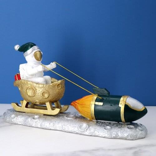Trendy Creative Resin Crafts Sleigh Astronaut Decoration Furnishings Home Living Room Ornaments Christmas Surprise Chic Gifts