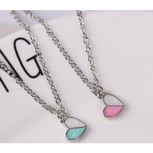 New Heart-shaped Necklace Fashion Lady Small Peach Heart Pendant Pink Blue Alloy Bohemian Simple Style Accessories Jewelry Gift