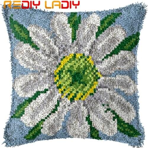 Latch Hook Cushion White Daisy Pre-Printed Canvas Cushion Front Acrylic Yarn Crochet Pillow Case Kit Sofa Bed Pillows Home Decor
