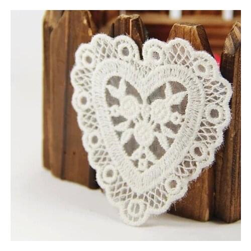 20 PCS 7.5cm*7cm Free Shipping Handmade DIY Sew-On Embroidery Lace Heart Appliques Patch