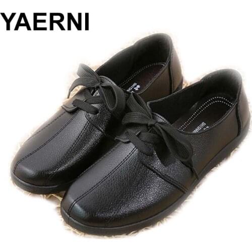 YAERNI Retro PU leather shoes 2020 spring autumn shoes for women woman flat shoes rubber woman lace up casual Brogue Zapatos De