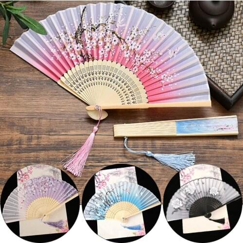 Chinese Style Folding Fan Vintage Silk Flower Printing Hand Held Fan Hollow Carved Wedding Dance Party Home Supplies Art Gift