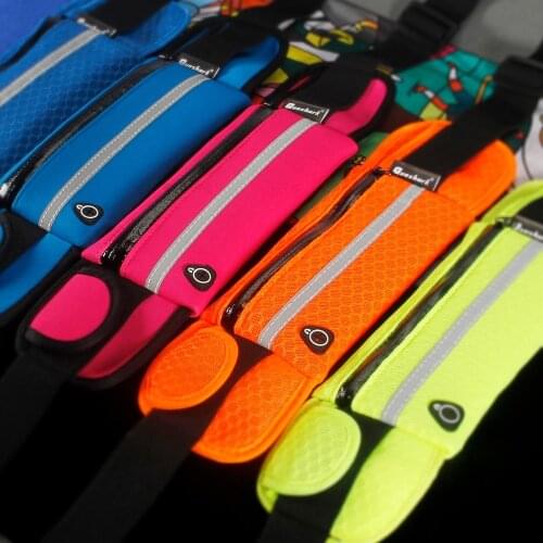 Queshark Men Women Waterproof Portable Ultra Light Reflective Sports Running Waist Bag Cycling Waist Pack For Below 6 inch Phone
