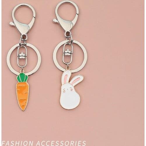 Cartoon Rabbit Carrot Keychain Cute Bunny Car Keyring Charm Bag Pendant Fashion Metal KeyChains Trinket Couple Gift Keyfob
