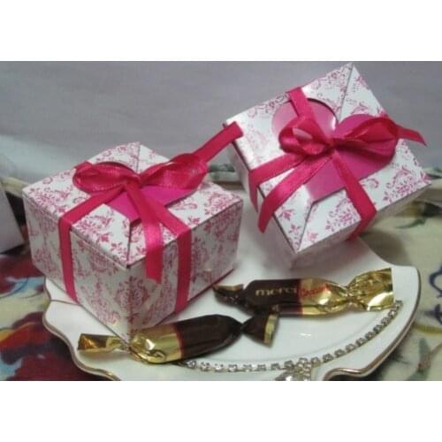 50 pieces/lot) Unique Bridal shower Party Gift box of Fuchsia Heart Flap Favor Boxes For Cake box and Love Heart candy box gift