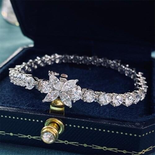 Hellolook Bracelets With Diamonds