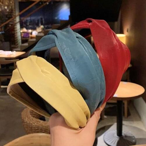 Hair Band Womens Leather Wide-brimmed Headband Solid Color Hair Hole Hairpin Retro Knotted Press Hair Accessories