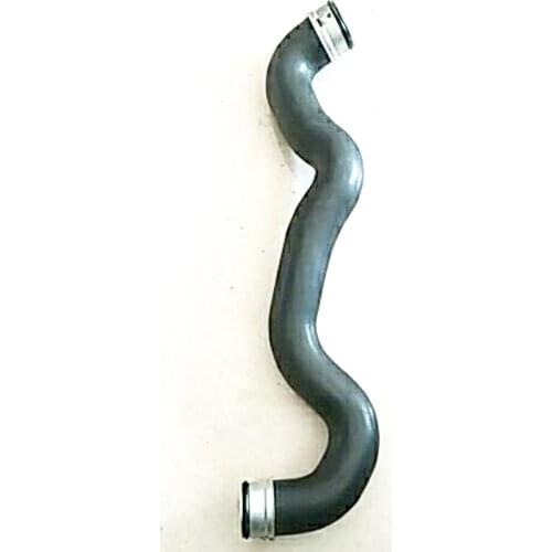 Upper Radiator Hose Fits MERCEDES W203 S203 CL203 2035010982