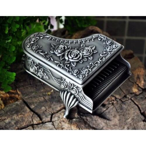 Novel rare piano-shaped Gothic Grace rhythm classical retro European princess metal jewelry keepsake souvenir box case Z025