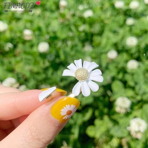 FIMAODZ White Daisy Flower Ring Decoration Wedding Party Fashion Jewelry Spring Summer Gold Rings for Women Lady Girls Gift