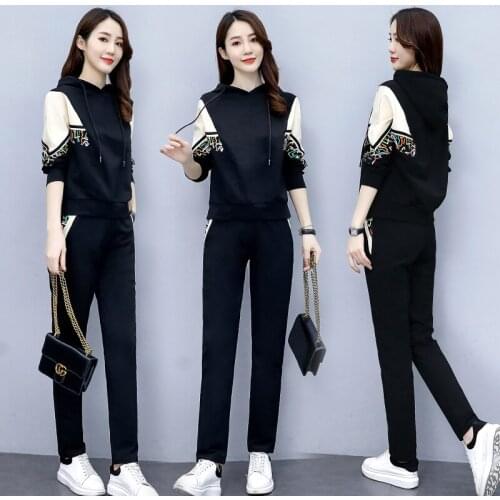 Autumn Fashion Black 2 Piece Set Long Sleeved Hooded Top and Casual Trousers Two Piece Sets Women