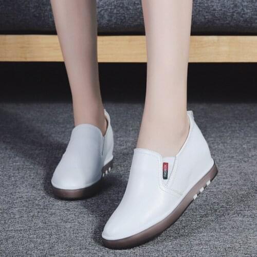 2020 fashion Leather Platform White Sneakers Women Loafers Thick Bottom Height Casual Shoes Breathing Comfort Vulcanized Shoes