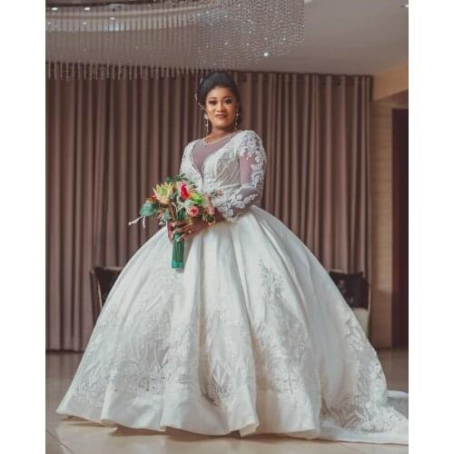 Ball Gown Princess Plus Size Arabic Lace Beaded Sheer Neck Wedding Dresses Long Sleeves Bridal Dresses Vintage Wedding Gowns