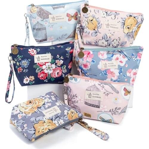 Roomy Cosmetic Bag Fashion Women Makeup Bags Waterproof Cosmetics Bag For Travel Lady Tote Washing Toiletry Pouch Bags