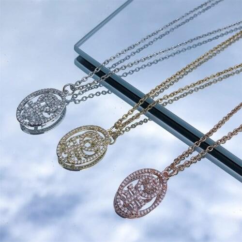 Vintage Coin Pendant Necklace Womens Gold Silver Fashion Human Shaped Necklace Jewelry