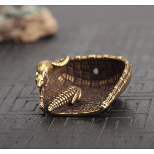 Retro Copper Mini Dustpan Mouse Corn Feng Shui Wealth Ornament Brass Tea Pet Home Decor Desktop Decoration for Living Room Craft
