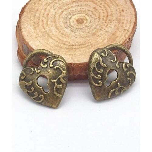 Vintage 23 pcs love heart charms alloy lock fit DIY handmade carft souvenir necklace earring bracelet charms Jewelry Making