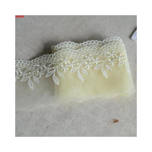 Free Shipping 2Meters Skin Yellow embroidered Thread Flower Lace Trim DIY Garment Accessories Crocheted Lace Ribbon 5.5cm