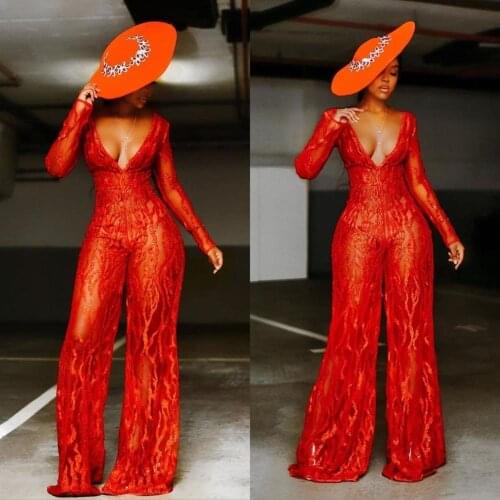 Red Illusion Prom Dresses 2021 Lace Loose Jumpsuit Long Sleeves Deep V Neck Sexy Evening Gowns Fashion Party Dress Vestidos